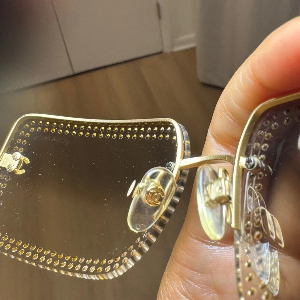 CHANEL 4015 GOLD RHINESTONE SUNGLASSES